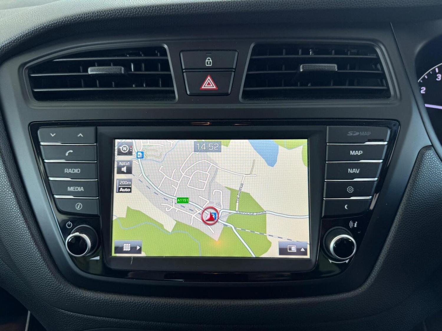 Used Hyundai i20 2017 for sale - 77954076: Photo 33