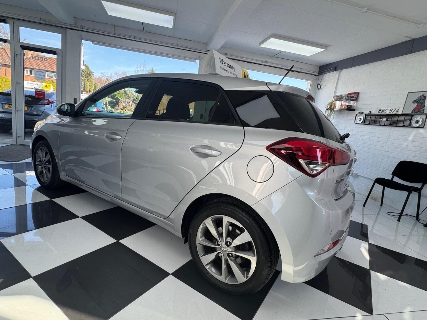 Used Hyundai i20 2017 for sale - 77954076: Photo 4