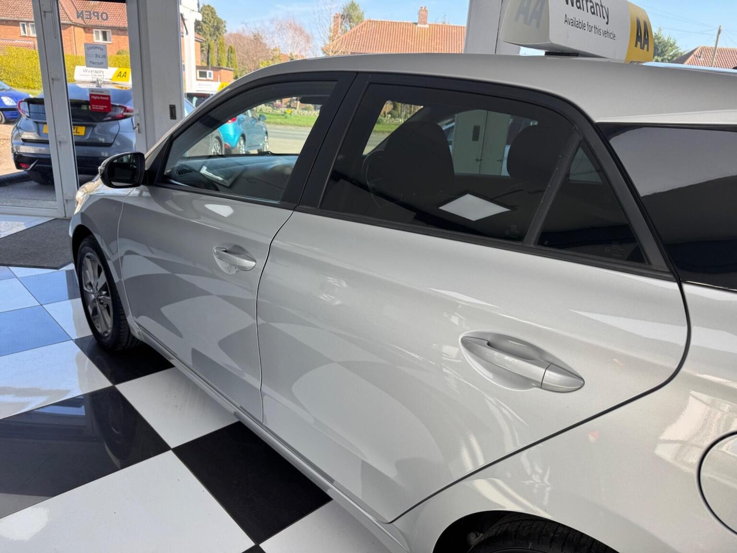 Used Hyundai i20 2017 for sale - 77954076: Photo 41