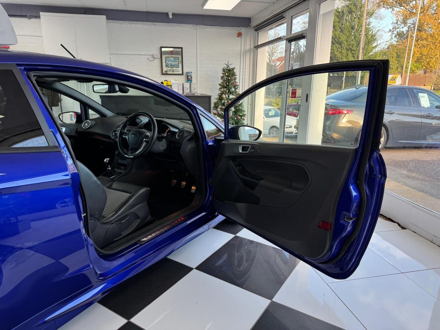 Used Ford Fiesta 2016 for sale - 76799289: Photo 21