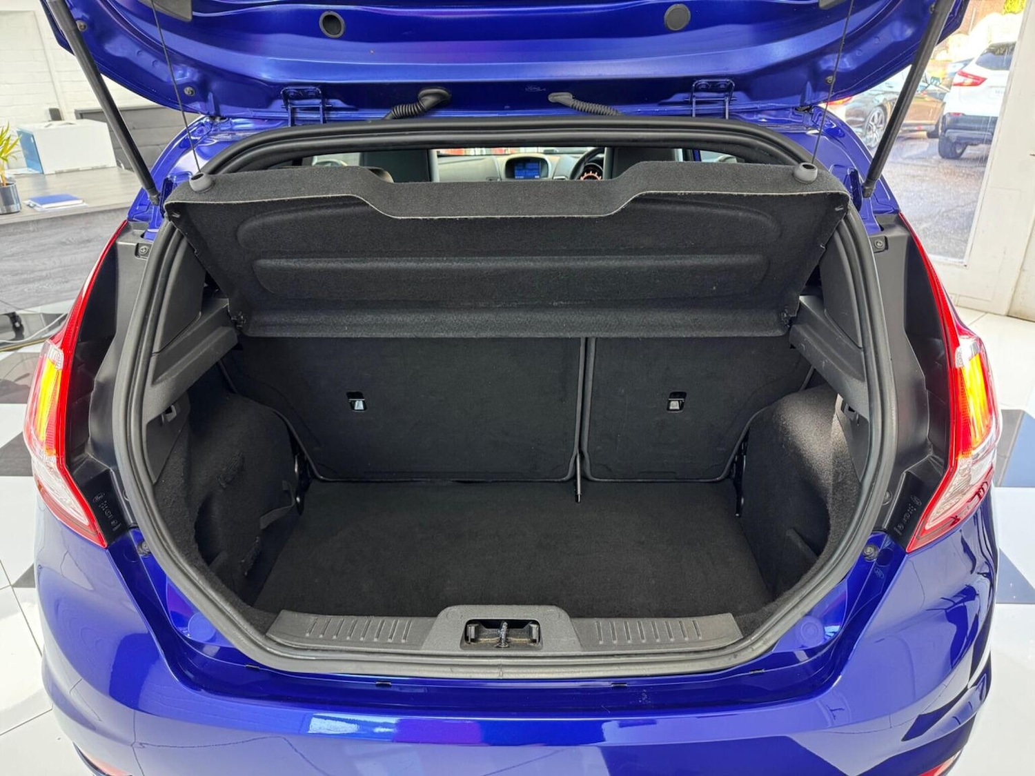 Used Ford Fiesta 2016 for sale - 76799289: Photo 30