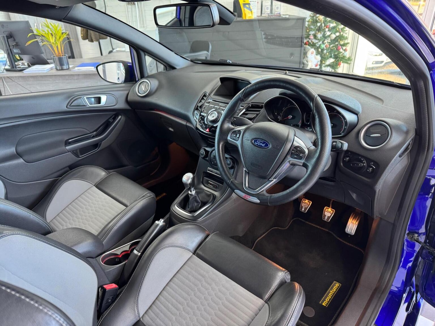 Used Ford Fiesta 2016 for sale - 76799289: Photo 40