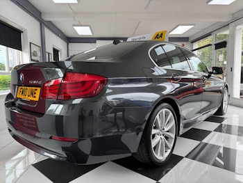 Used BMW 5 Series 2010 for sale - 75740502: Photo