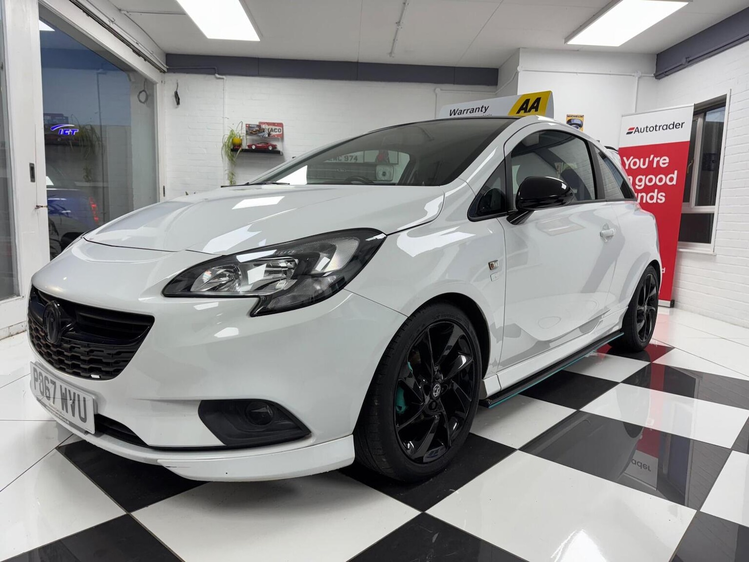 Used Vauxhall Corsa 2017 for sale - 77572793: Photo 2