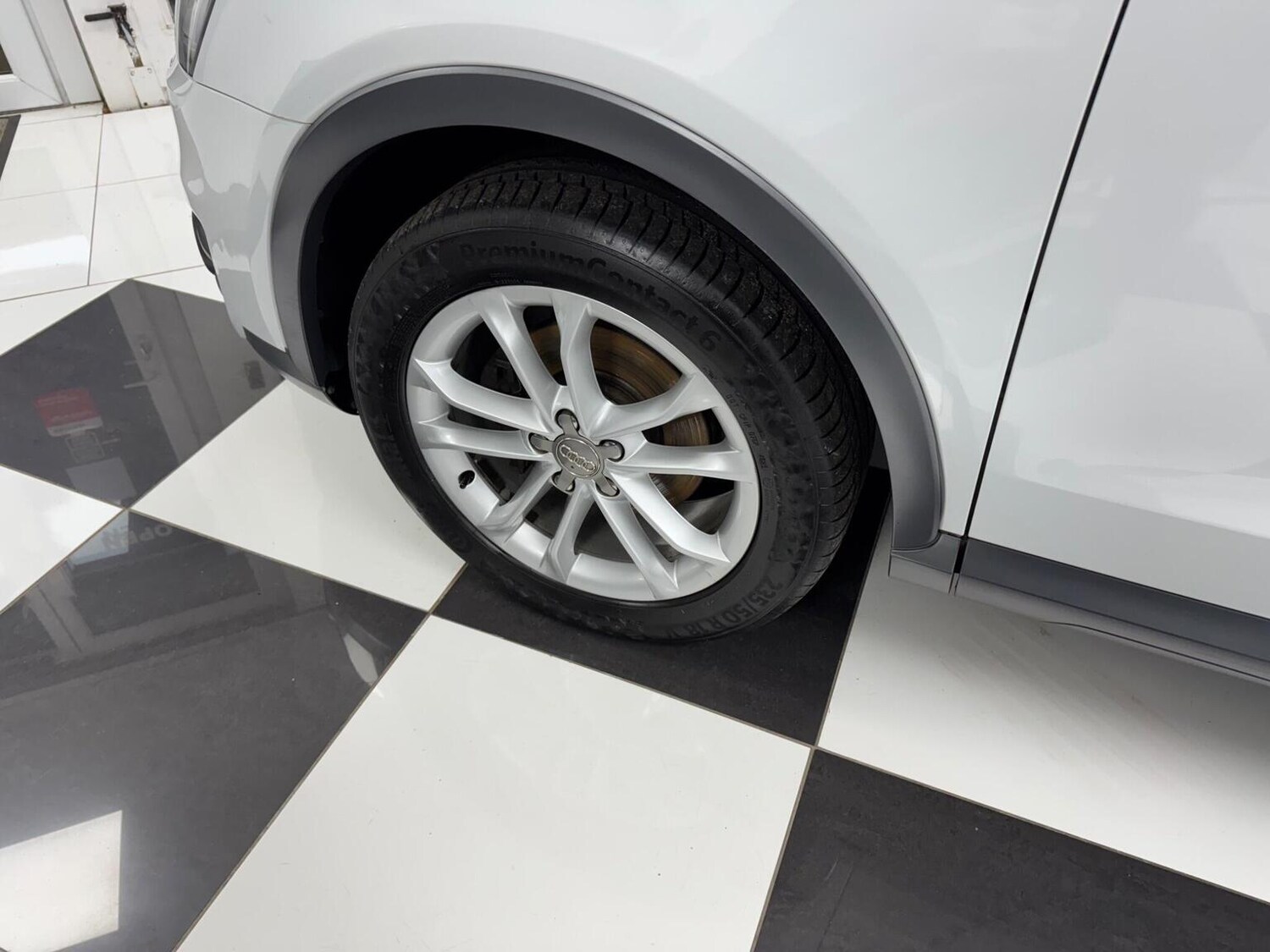 Used Audi Q3 2012 for sale - 77494833: Photo 34