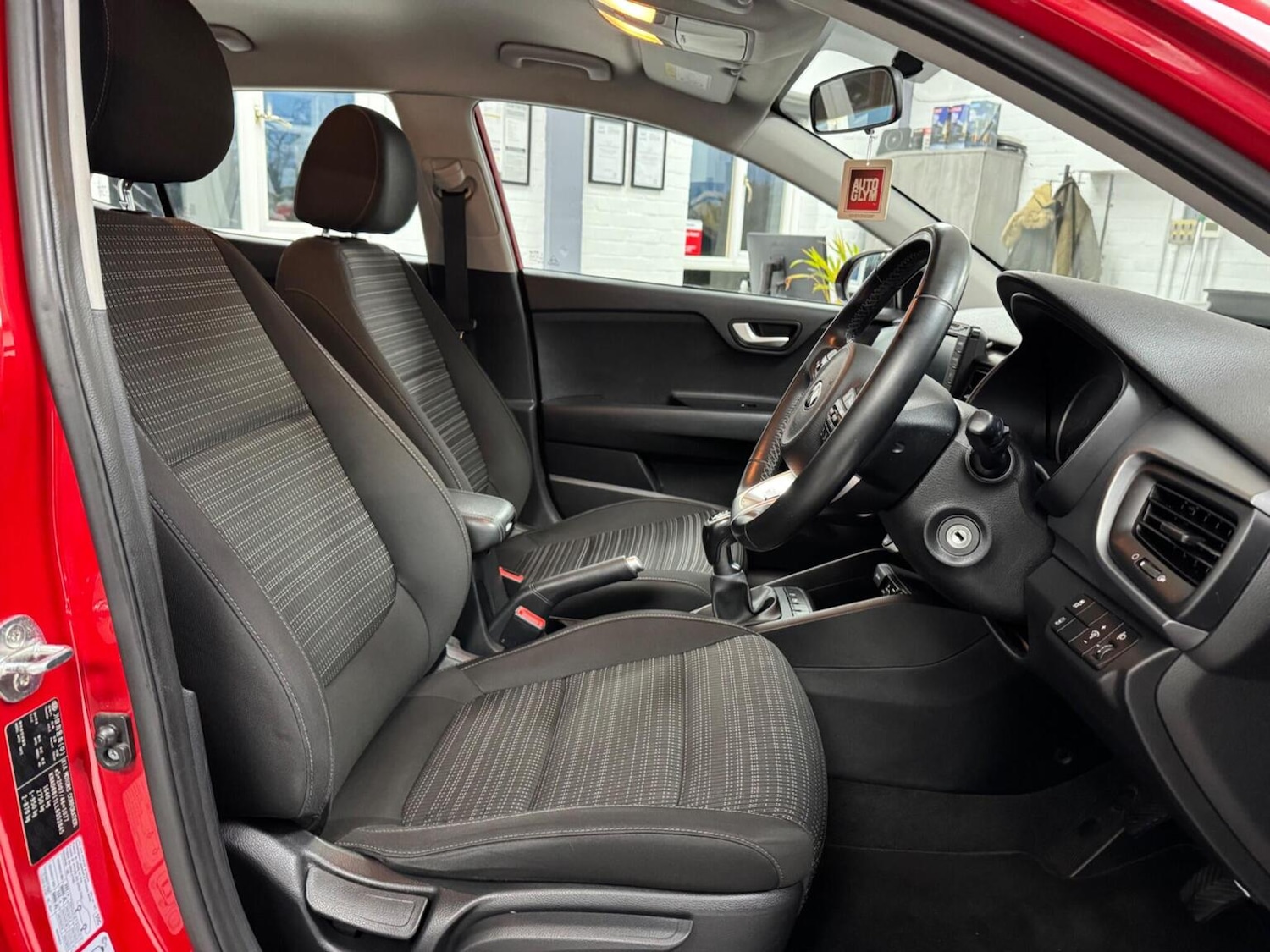 Used Kia Stonic 2020 for sale - 77622492: Photo 12