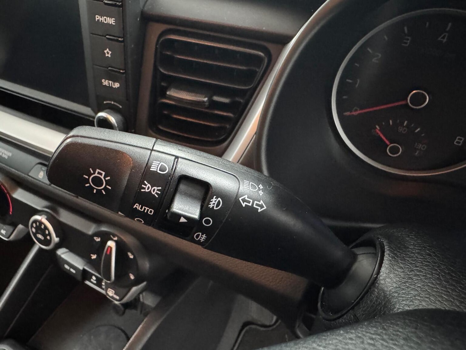 Used Kia Stonic 2020 for sale - 77622492: Photo 19