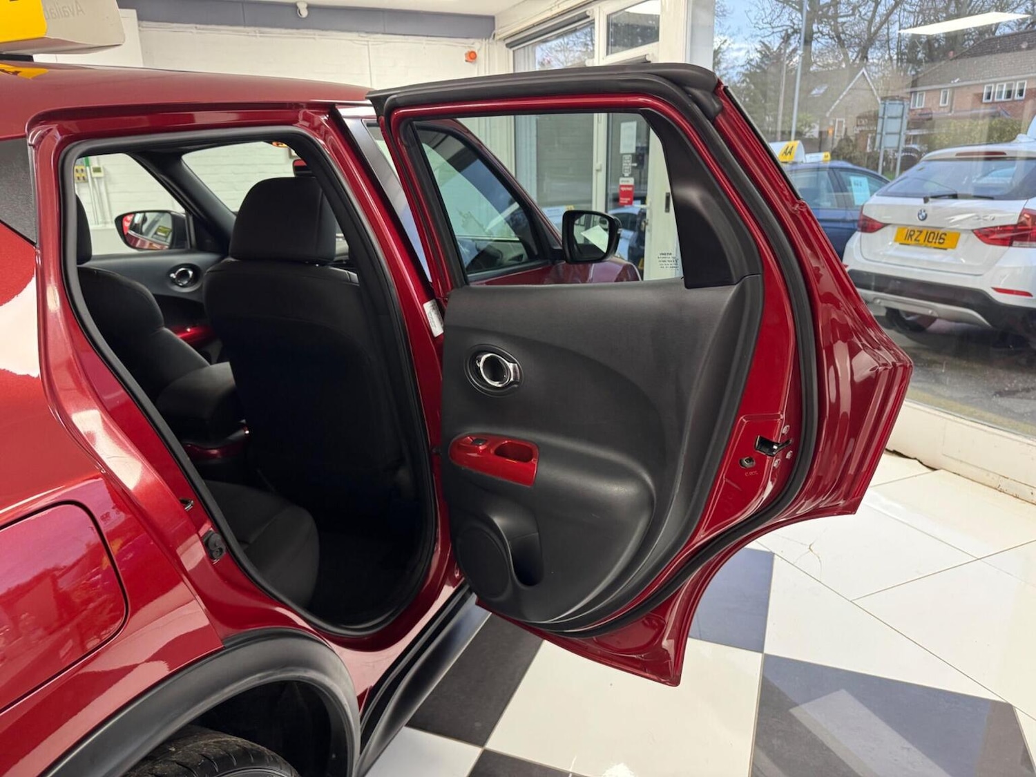 Used Nissan Juke 2014 for sale - 77707324: Photo 28