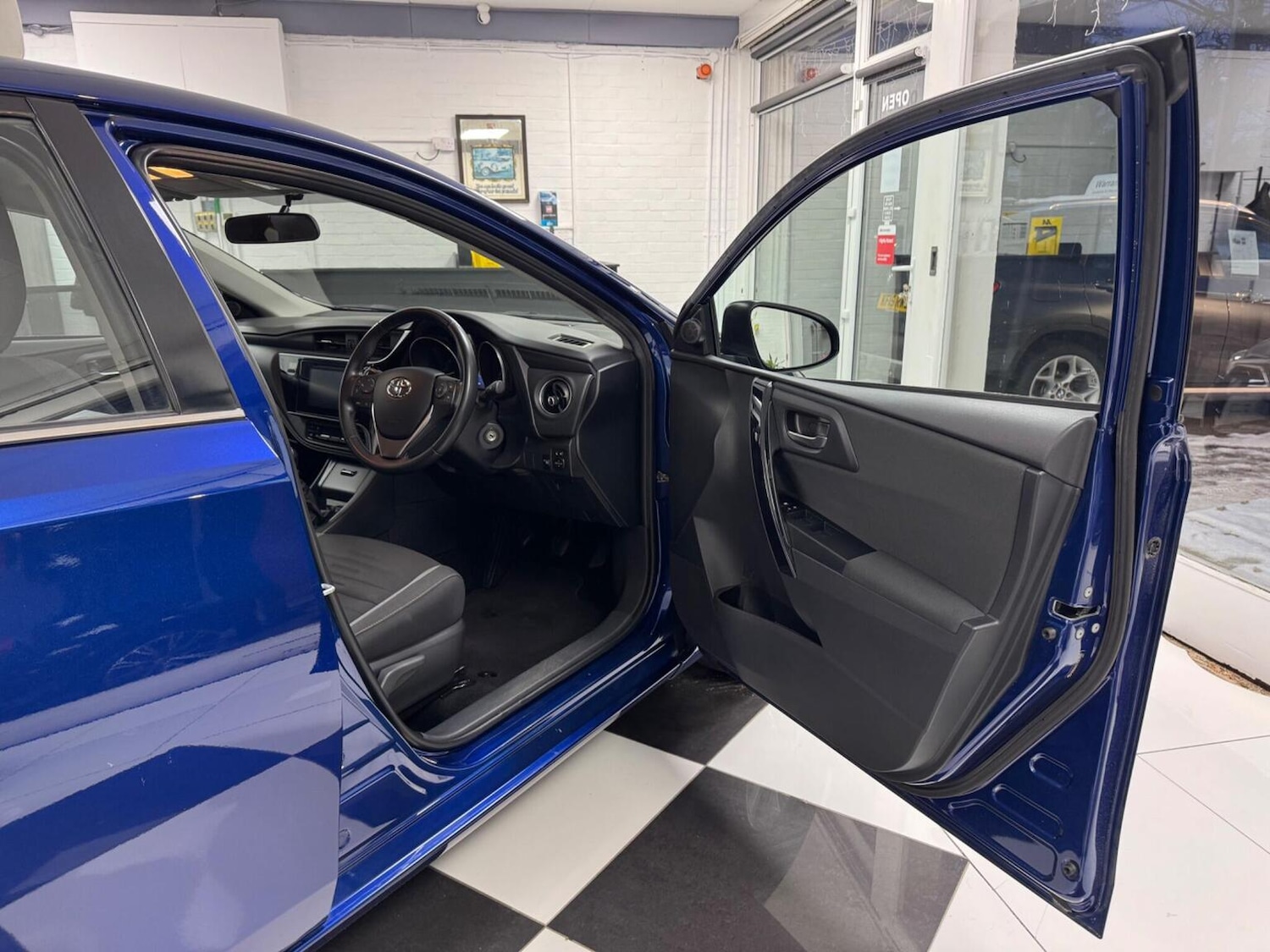 Used Toyota Auris 2016 for sale - 77118626: Photo 22