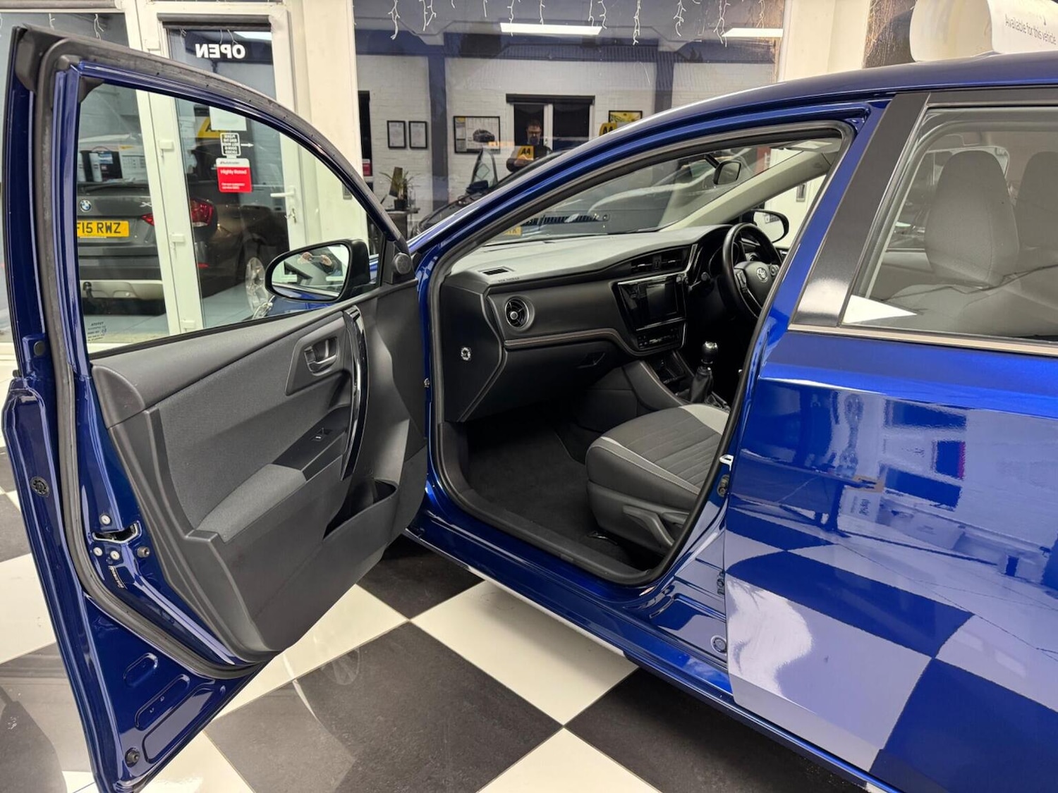 Used Toyota Auris 2016 for sale - 77118626: Photo 24