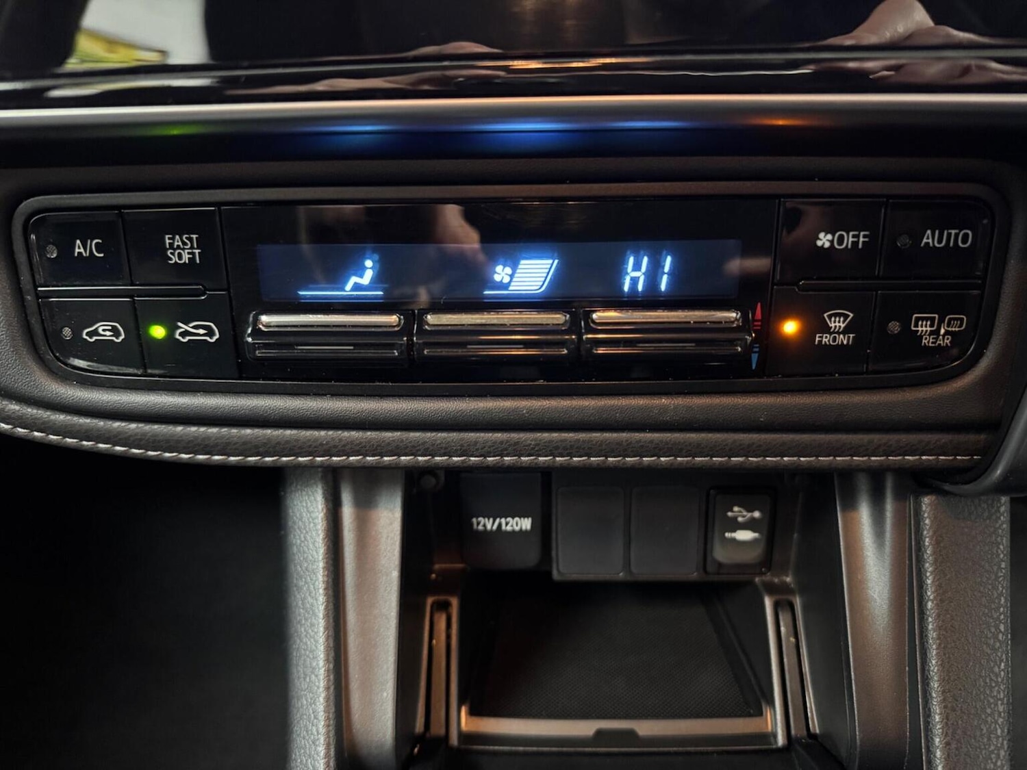 Used Toyota Auris 2016 for sale - 77118626: Photo 41