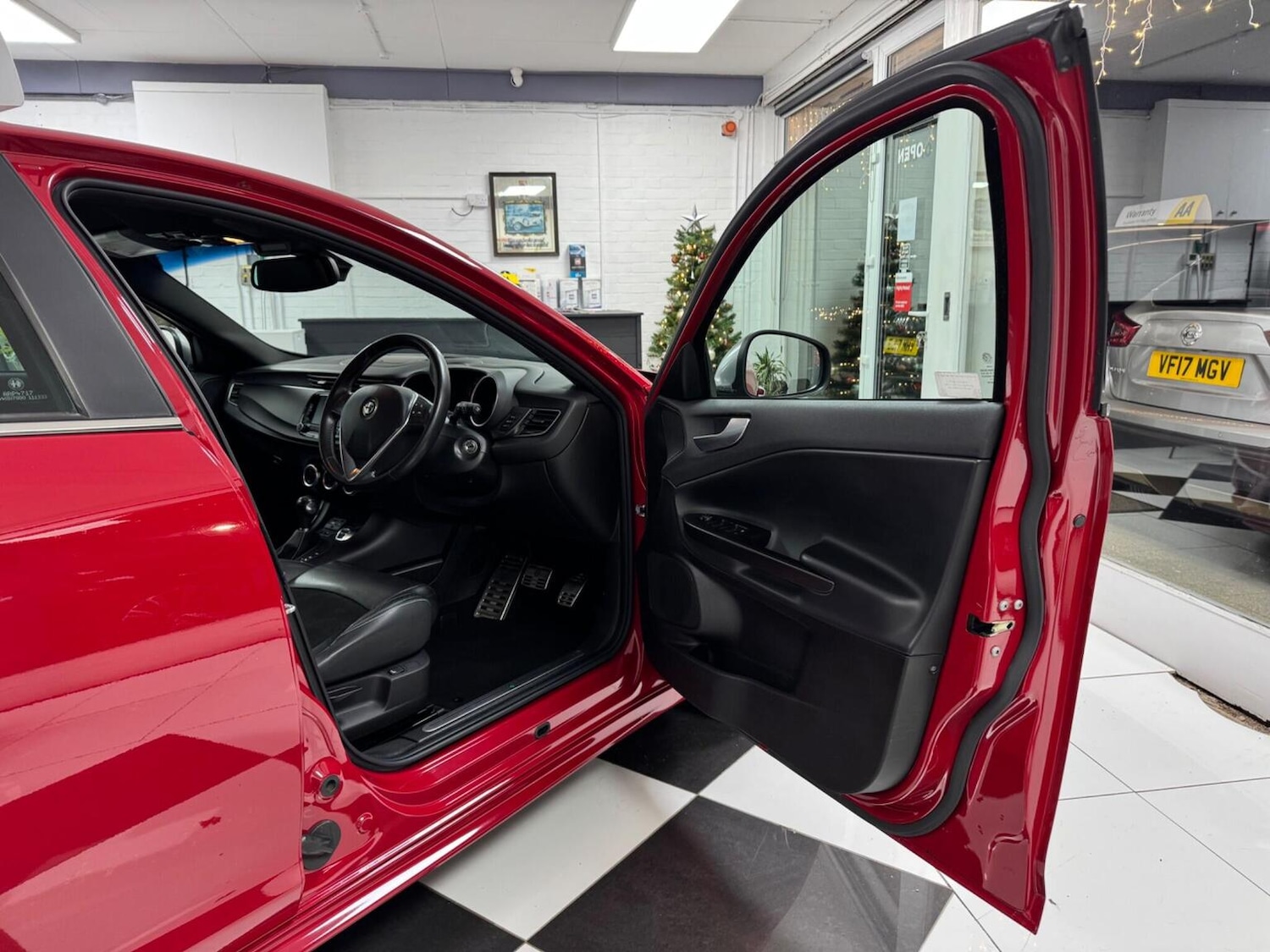 Used Alfa Romeo Giulietta 2014 for sale - 77008093: Photo 24