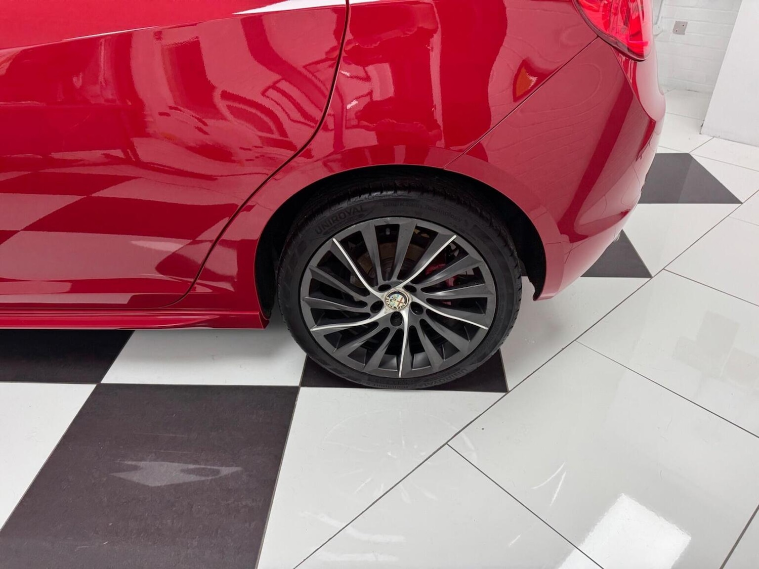 Used Alfa Romeo Giulietta 2014 for sale - 77008093: Photo 26