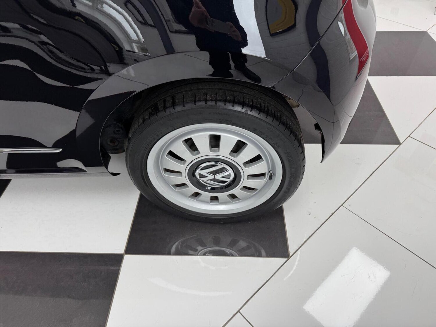 Used Volkswagen up! 2012 for sale - 77681734: Photo 29