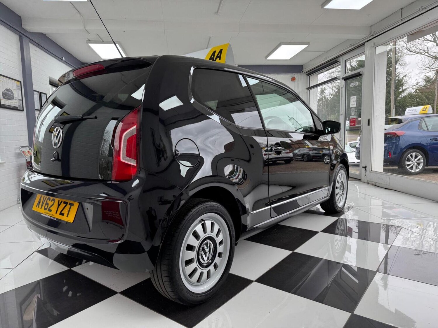 Used Volkswagen up! 2012 for sale - 77681734: Photo 7