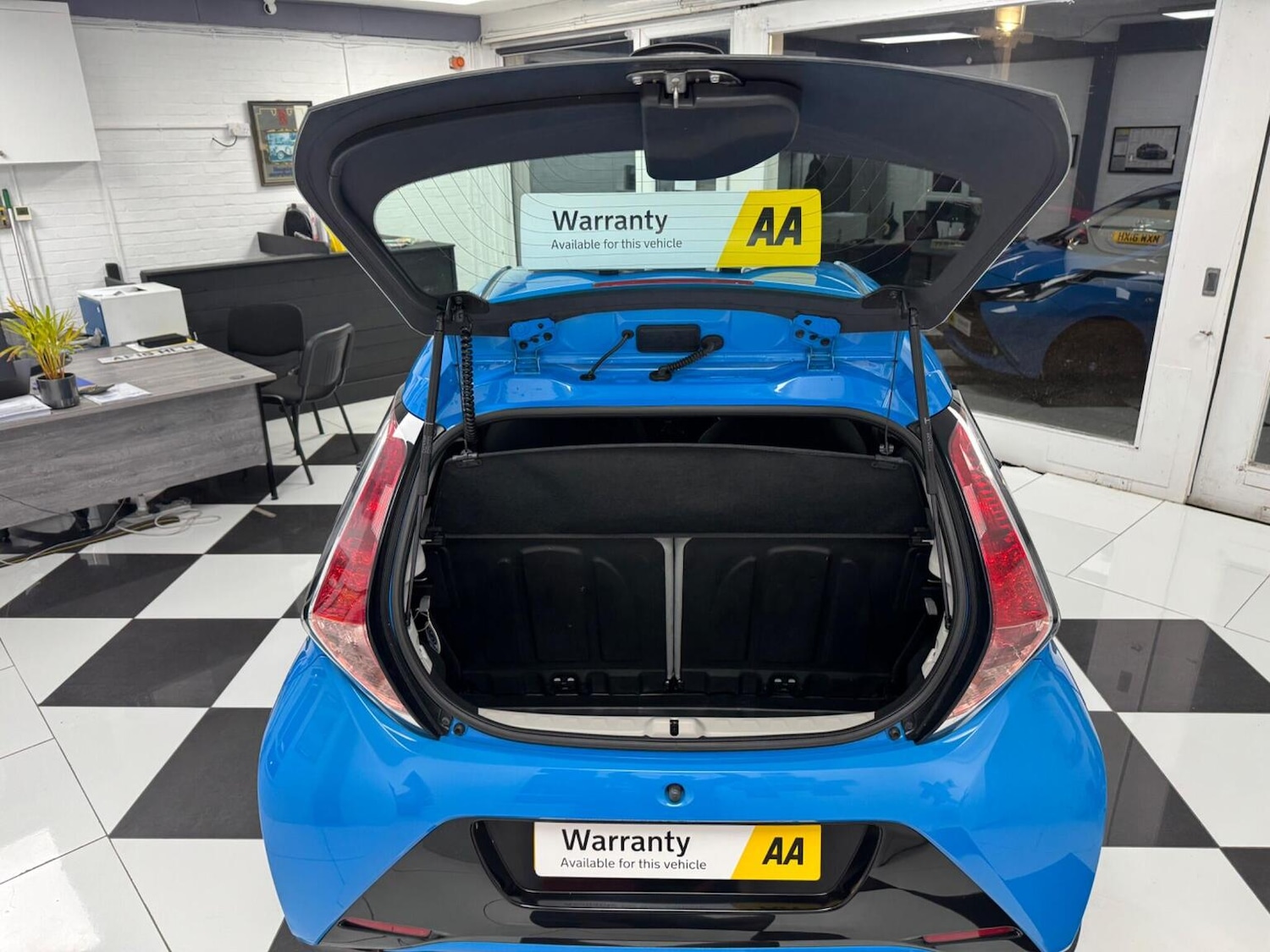 Used Toyota AYGO 2016 for sale - 77357274: Photo 33