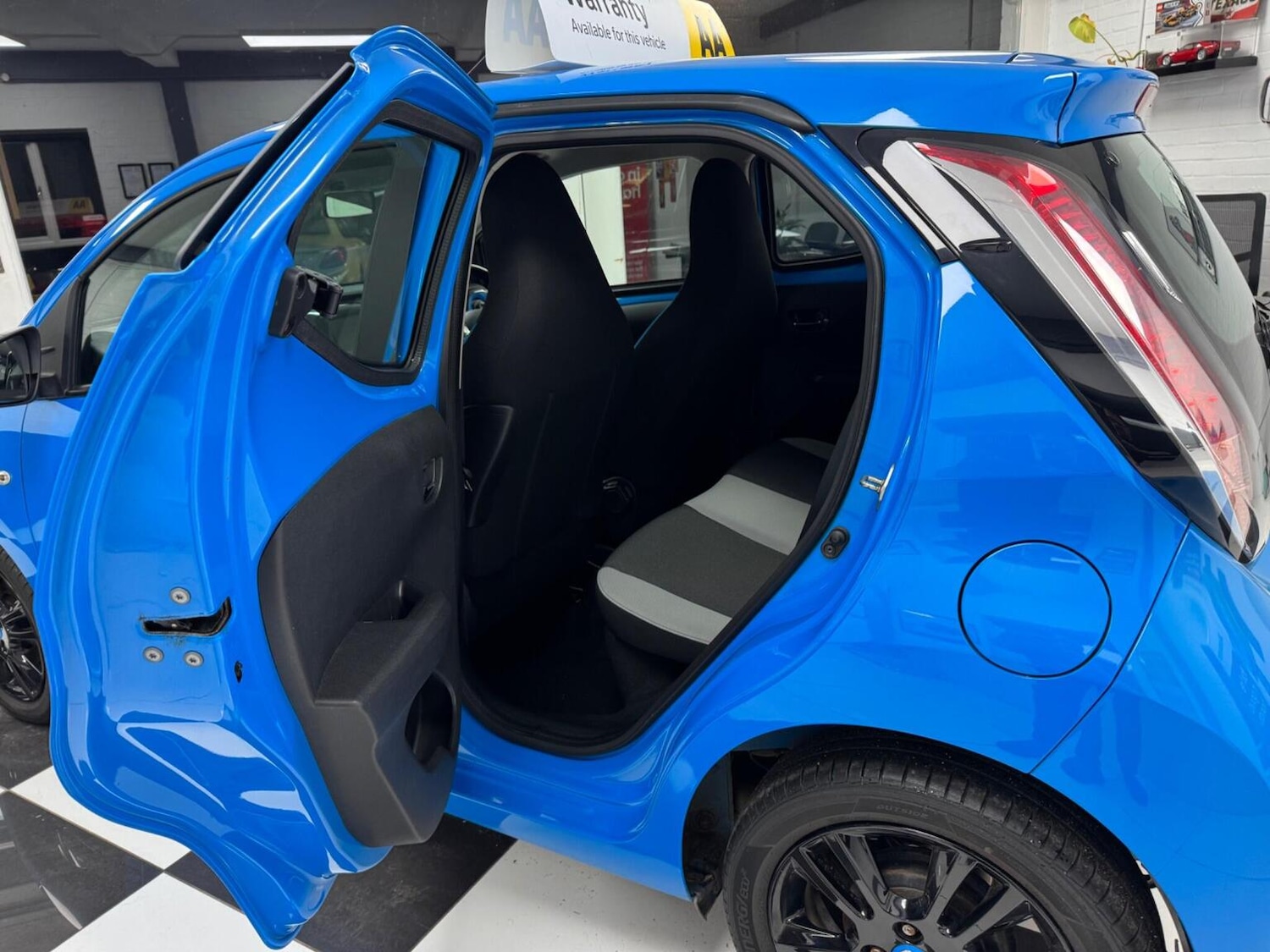 Used Toyota AYGO 2016 for sale - 77357274: Photo 43