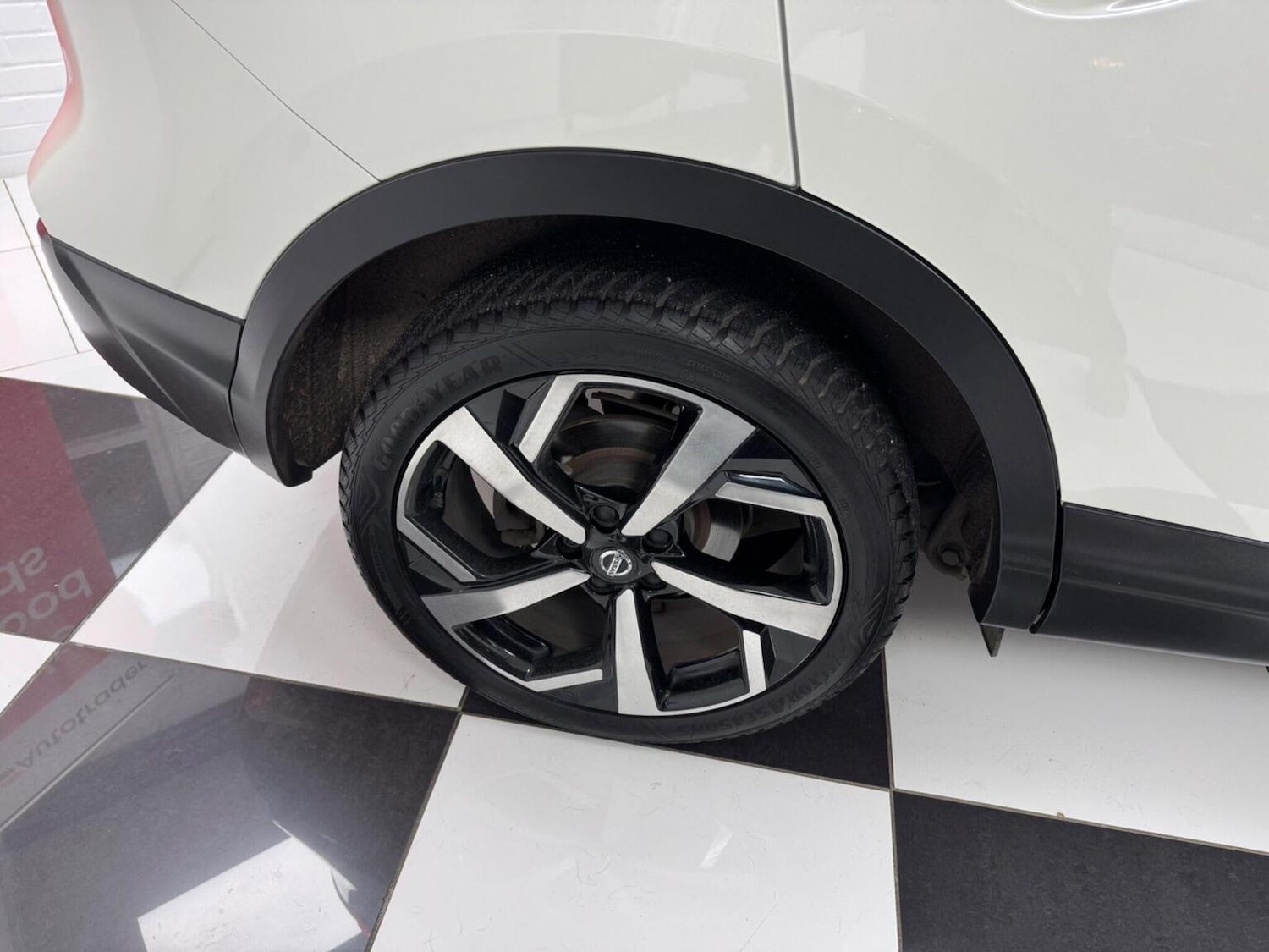 Used Nissan Qashqai 2018 for sale - 77258544: Photo 17