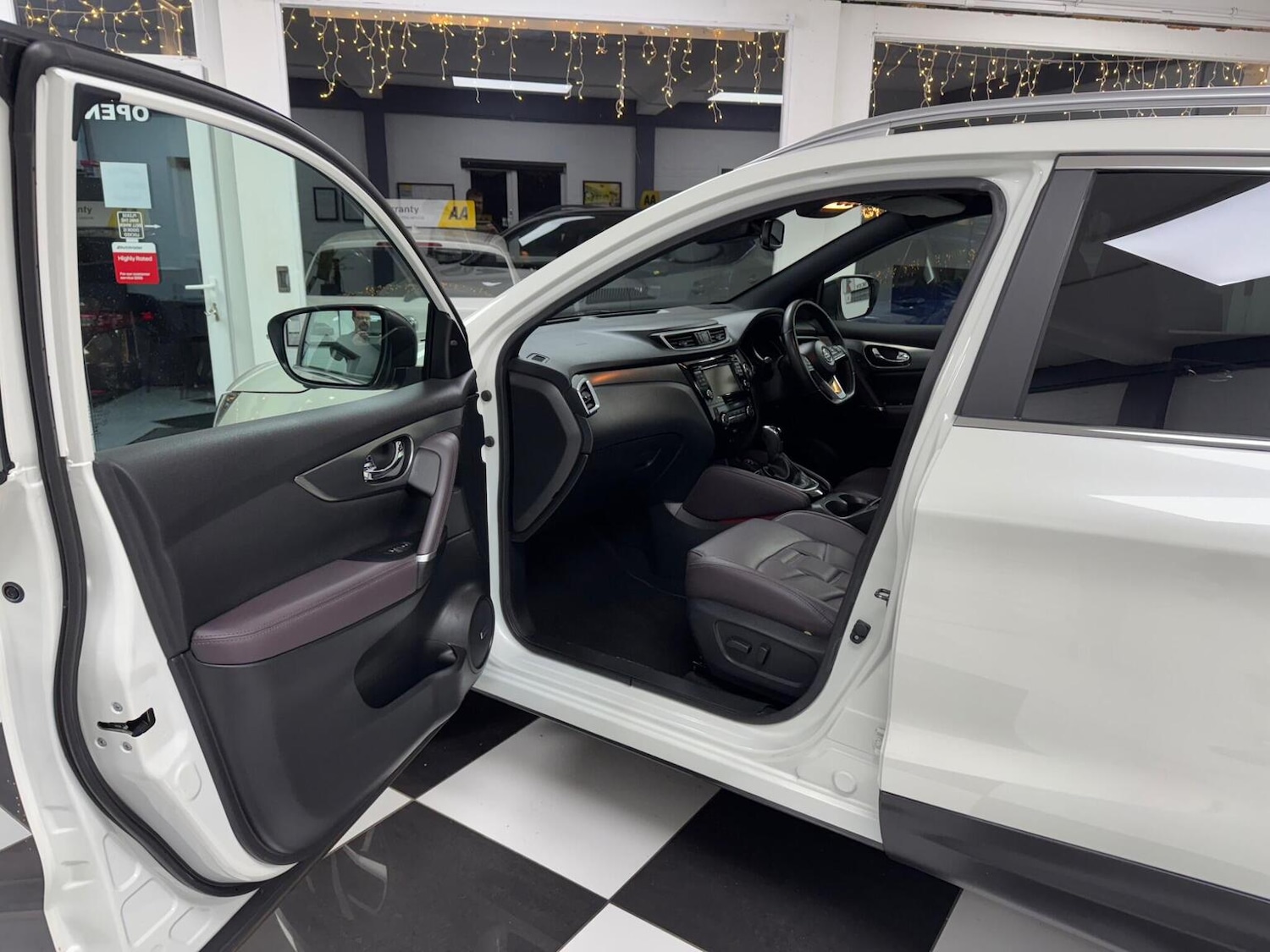 Used Nissan Qashqai 2018 for sale - 77258544: Photo 50