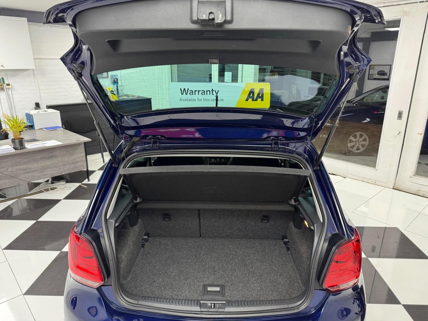 Used Volkswagen Polo 2013 for sale - 77584526: Photo 29