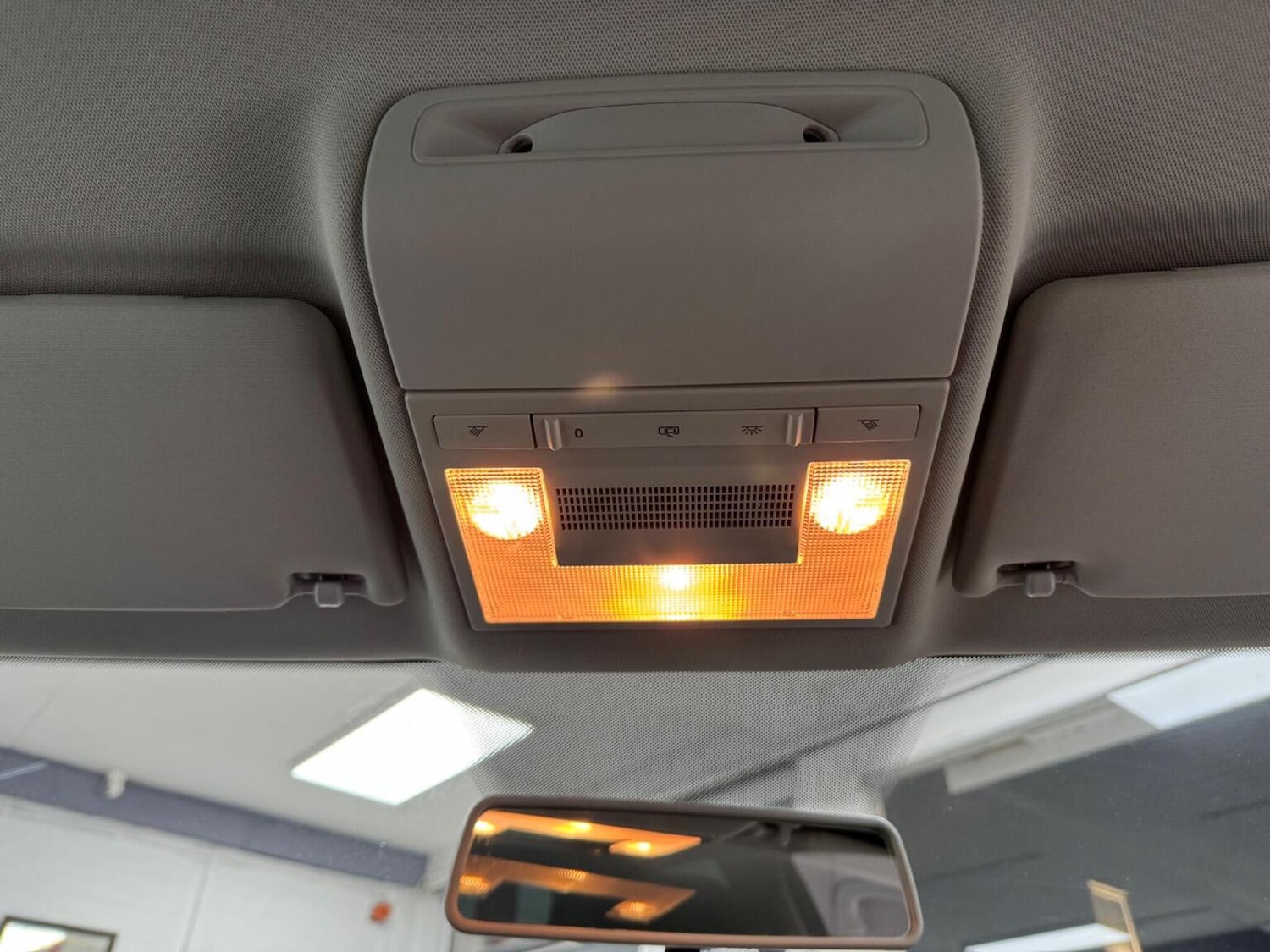 Used Volkswagen Polo 2013 for sale - 77584526: Photo 37