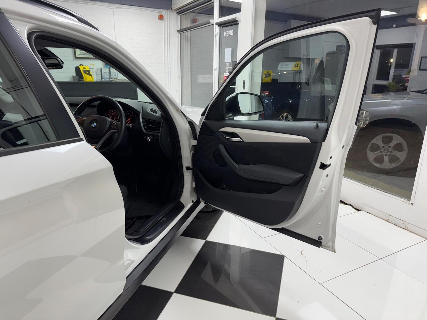 Used BMW X1 2014 for sale - 77656268: Photo 25