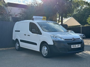 Used Citroen Berlingo 2016 for sale - 76093695: Photo