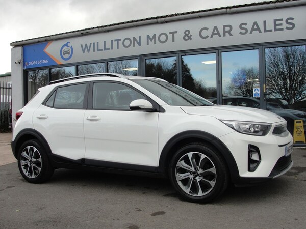 Used Kia Stonic 2018 for sale - 61524492: Photo 1