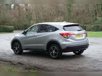 Used Honda HR-V 2020 for sale - 77350219: Photo