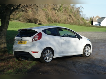 Used Ford Fiesta 2016 for sale - 77353993: Photo