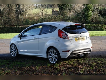 Used Ford Fiesta 2016 for sale - 77353993: Photo