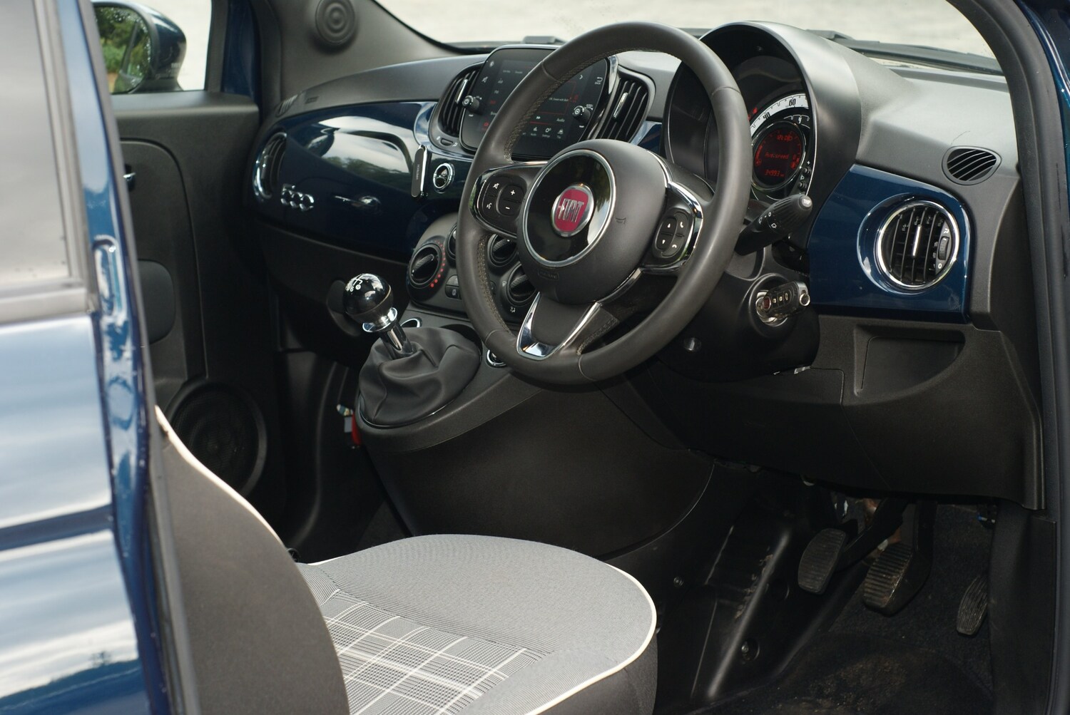 Used Fiat 500 2021 for sale - 76077487: Photo 3