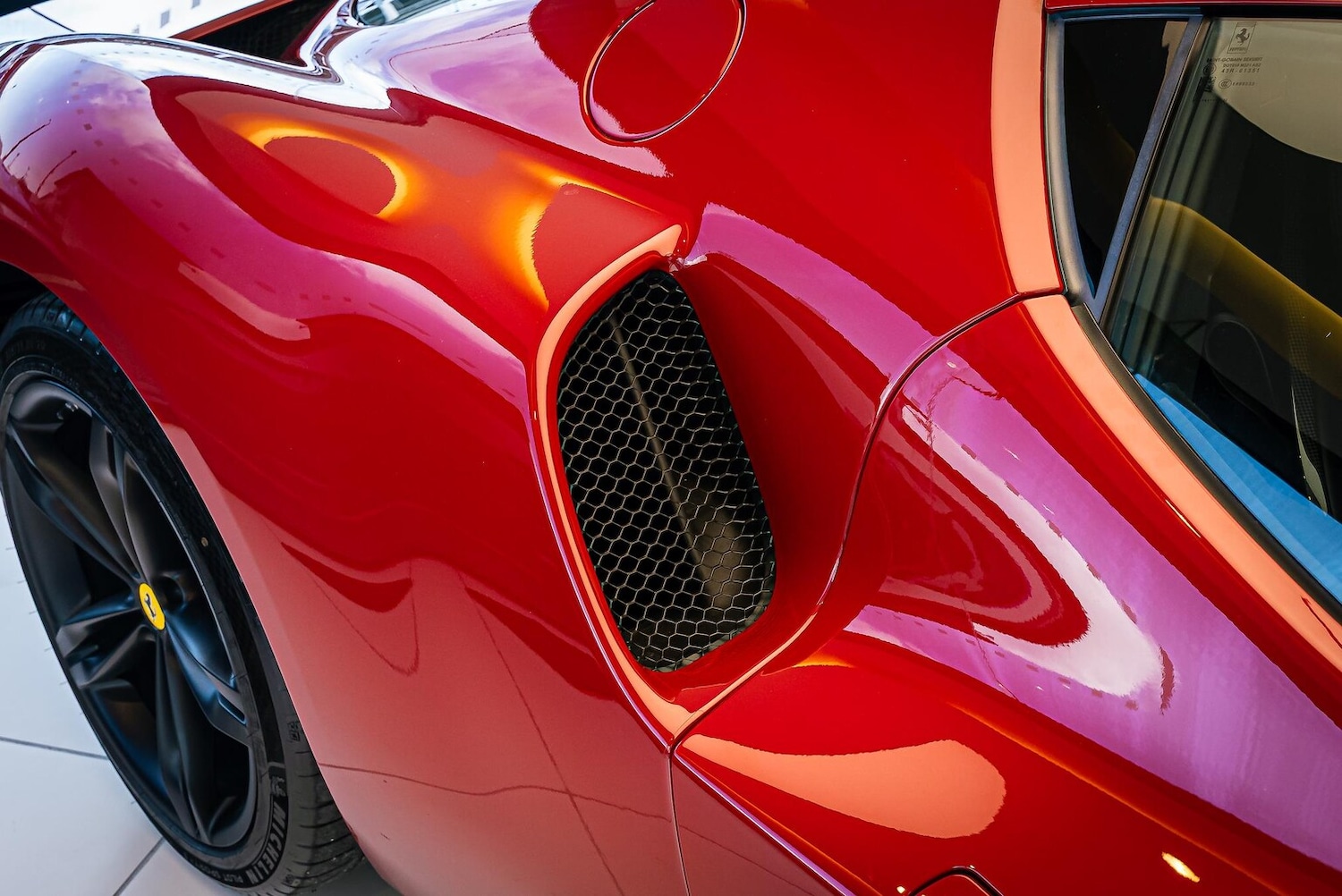 Used Ferrari 296 GTB 2022 for sale - 78202142: Photo 16