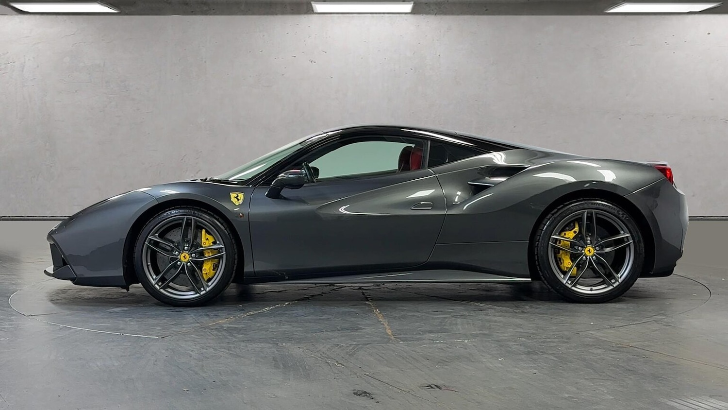 Used Ferrari 488 2016 for sale - 76330004: Photo 11
