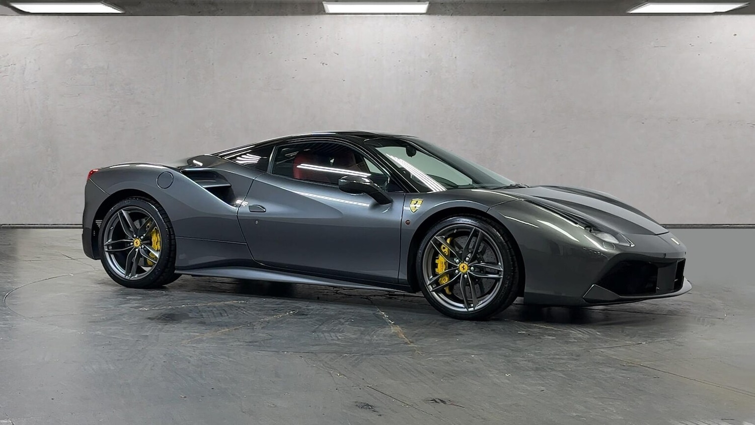 Used Ferrari 488 2016 for sale - 76330004: Photo 2