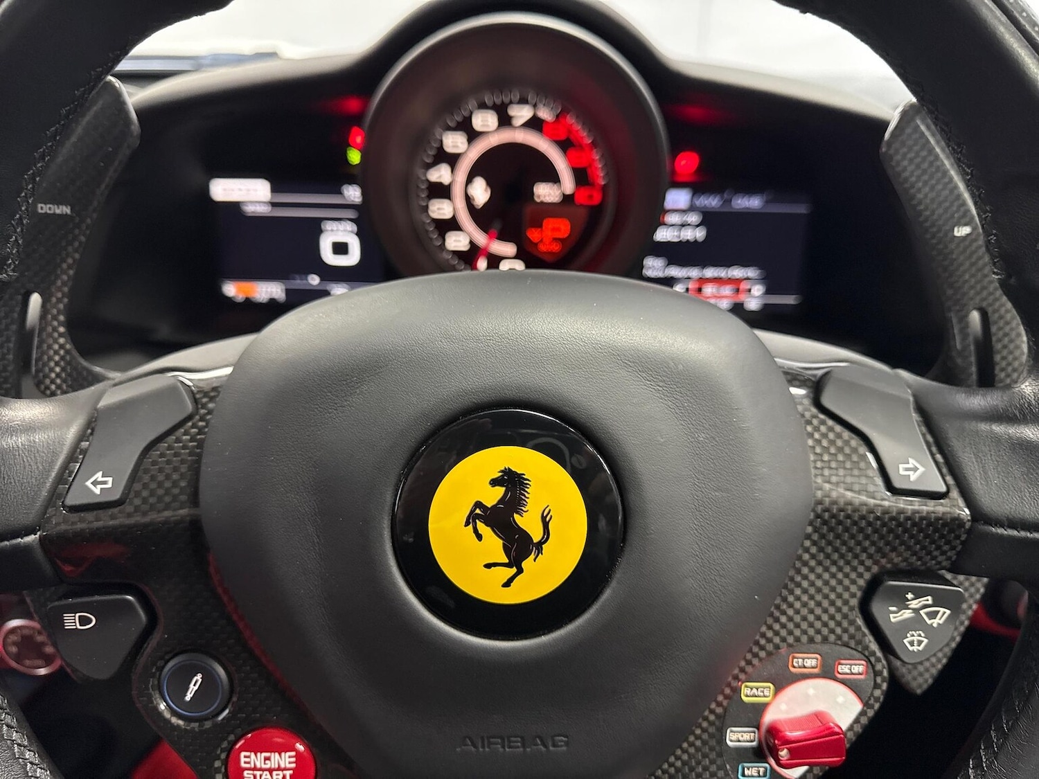 Used Ferrari 488 2016 for sale - 76330004: Photo 40