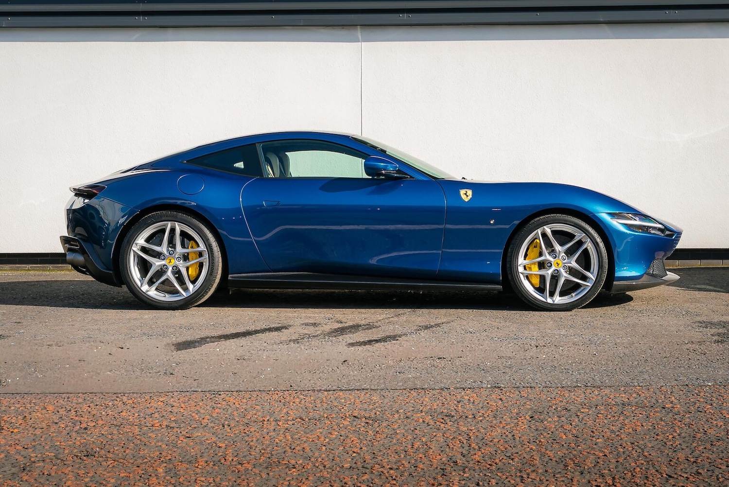 Used Ferrari Roma 2023 for sale - 78176511: Photo 2