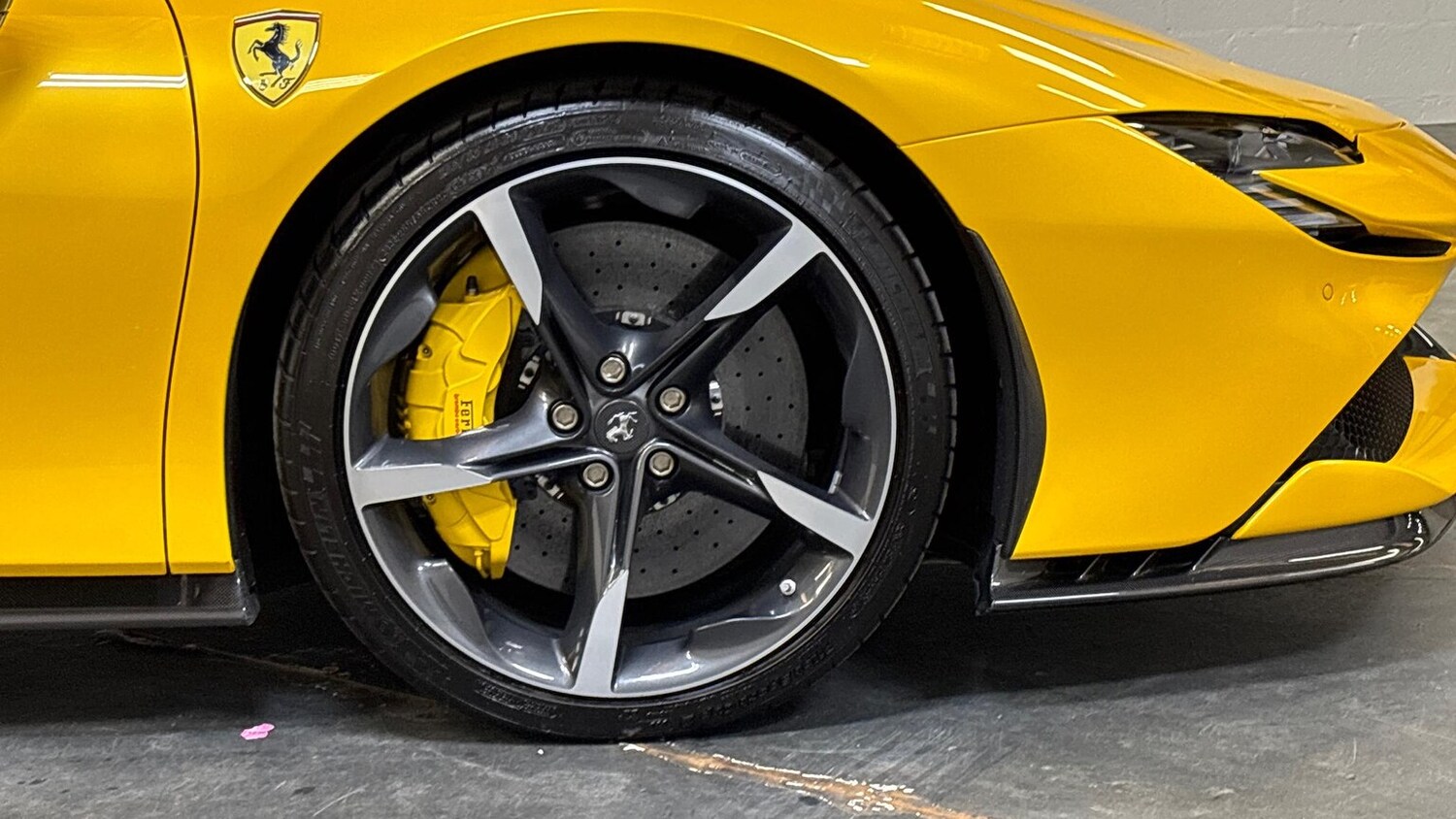 Used Ferrari SF90 Spider 2023 for sale - 76076410: Photo 11