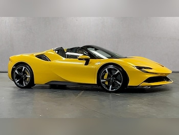 Used Ferrari SF90 Spider 2023 for sale - 76076410: Photo