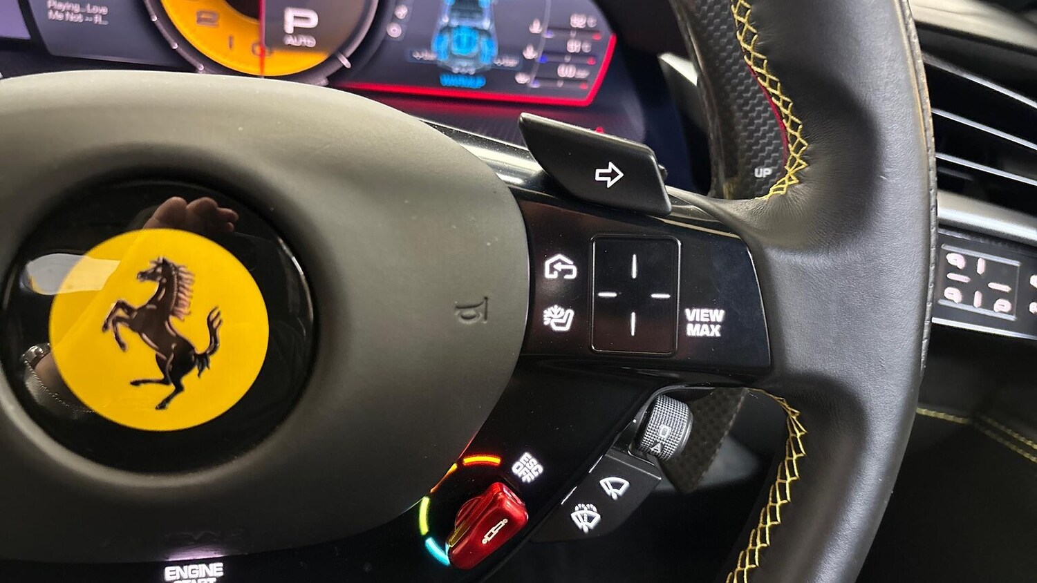 Used Ferrari SF90 Spider 2023 for sale - 76076410: Photo 31