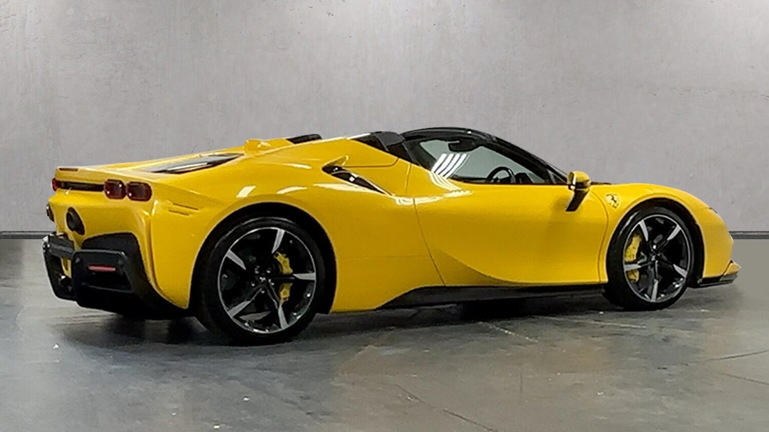 Used Ferrari SF90 Spider 2023 for sale - 76076410: Photo 4