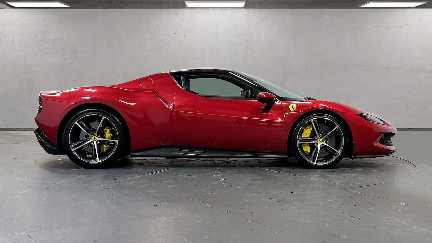 Used Ferrari Other 2023 for sale - 76076407: Photo 3