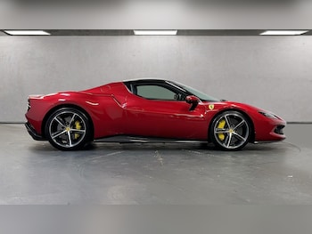 Used Ferrari 296 GTB 2023 for sale - 76076407: Photo
