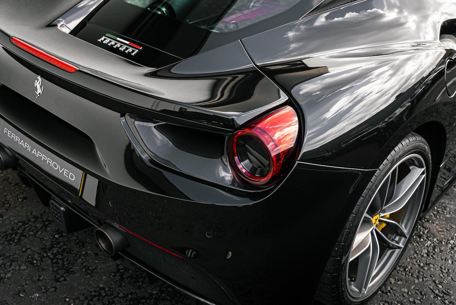 Used Ferrari 488 2016 for sale - 78198138: Photo 19