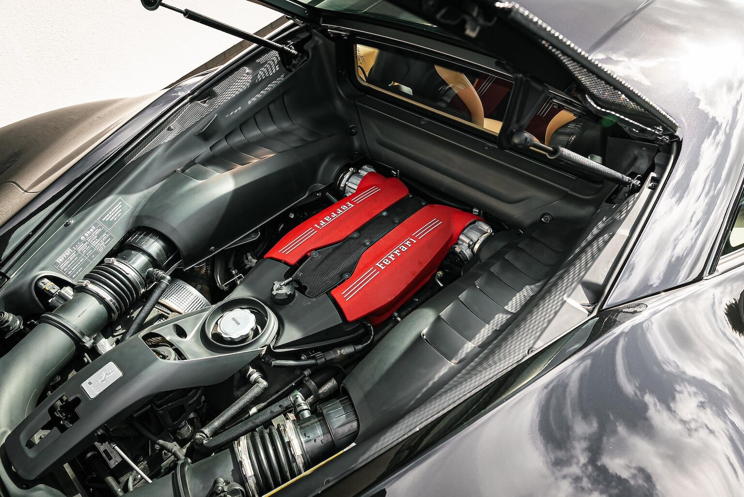 Used Ferrari 488 2016 for sale - 78198138: Photo 21