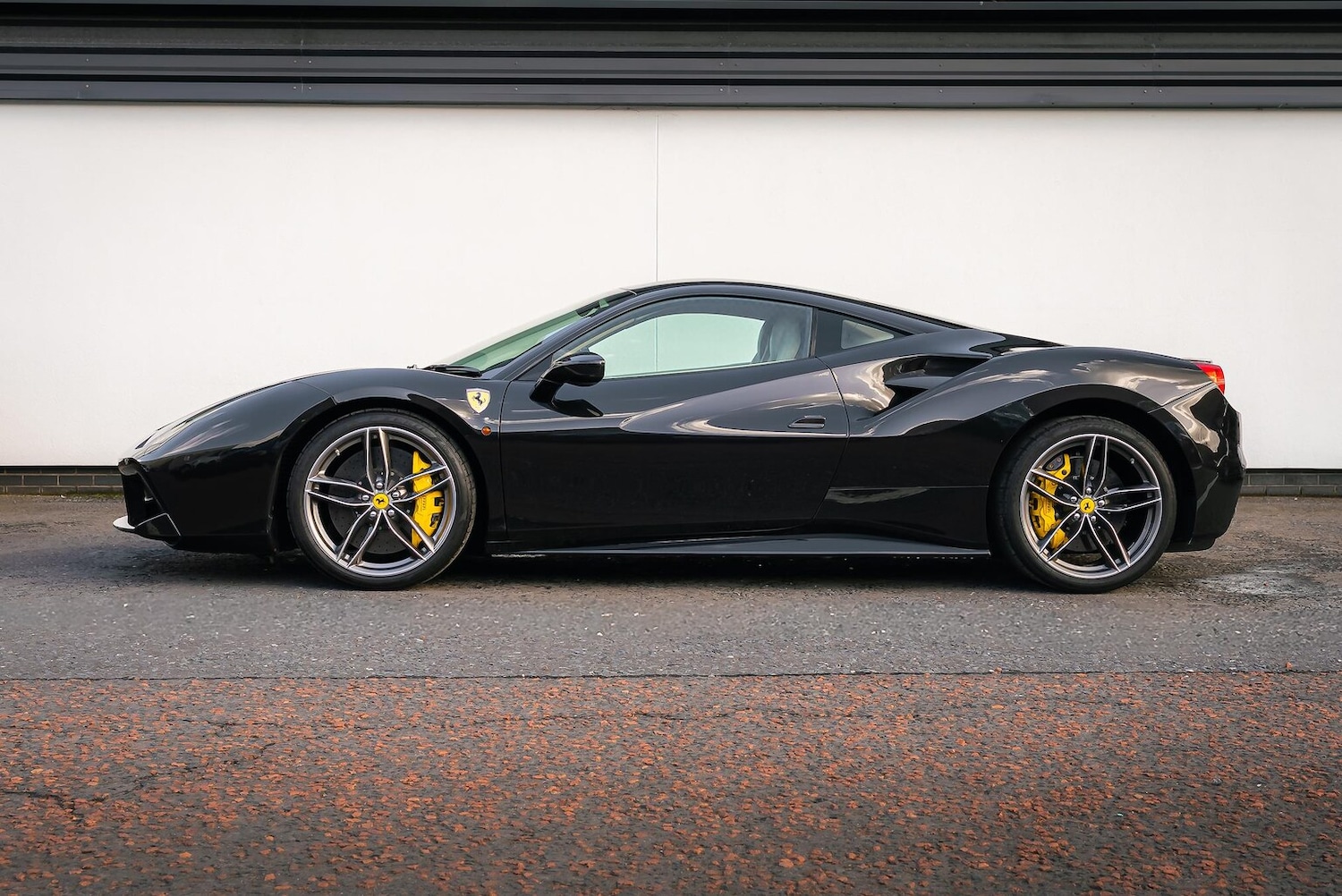 Used Ferrari 488 2016 for sale - 78198138: Photo 6