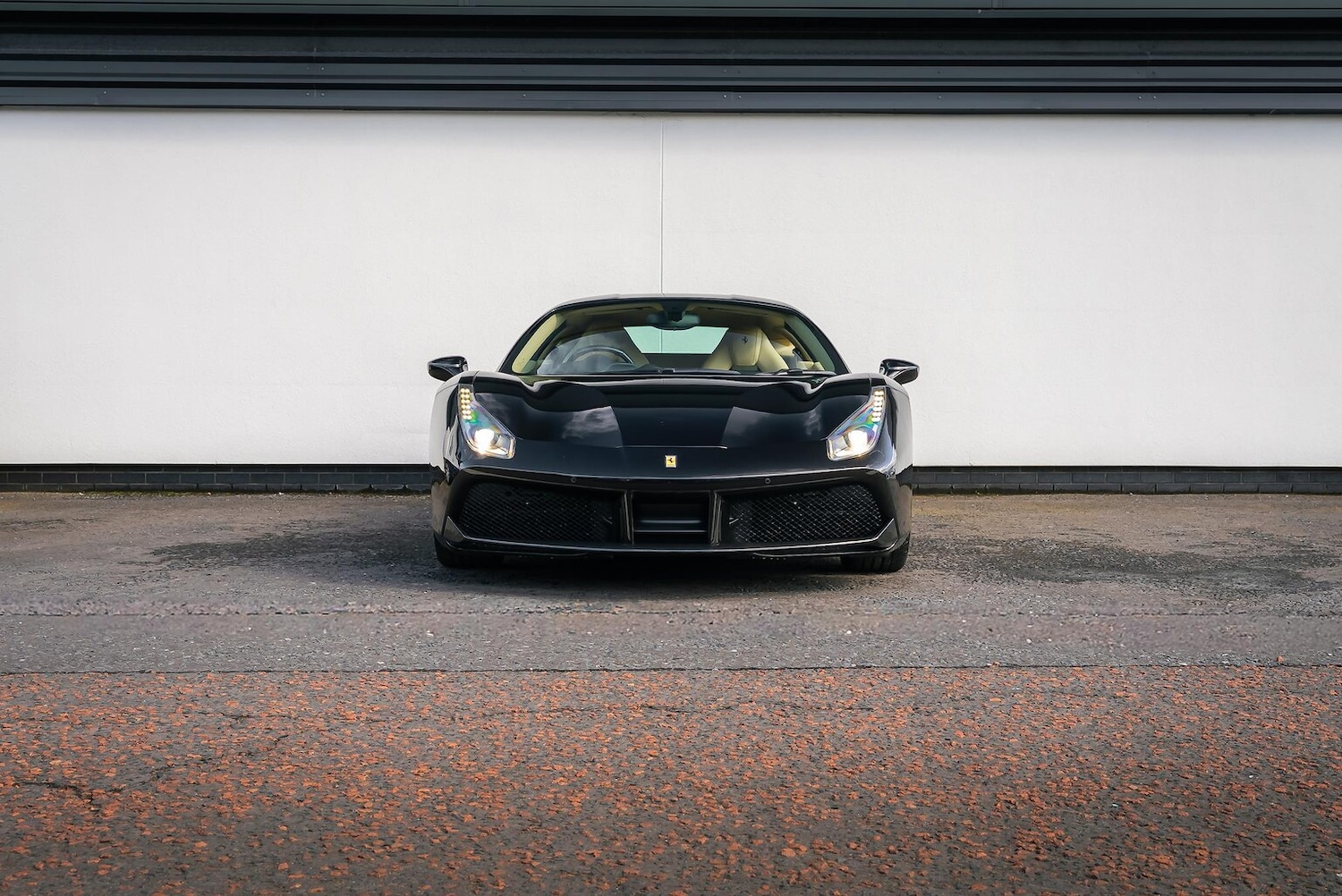 Used Ferrari 488 2016 for sale - 78198138: Photo 8