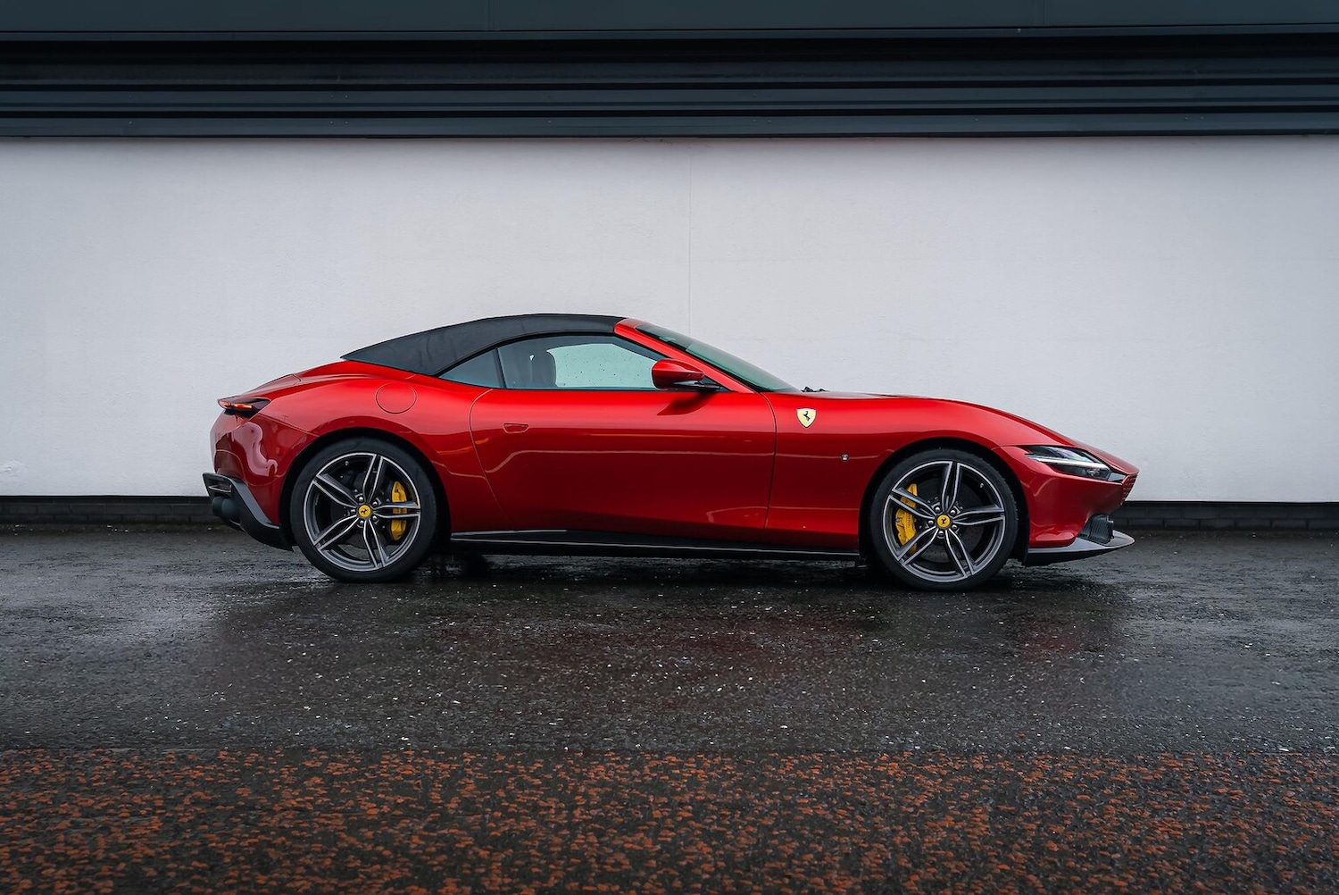 Used Ferrari Roma 2025 for sale - 77931689: Photo 3