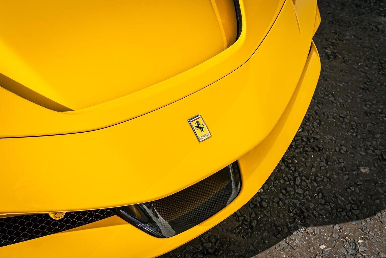 Used Ferrari SF90 Spider 2023 for sale - 77931690: Photo 12