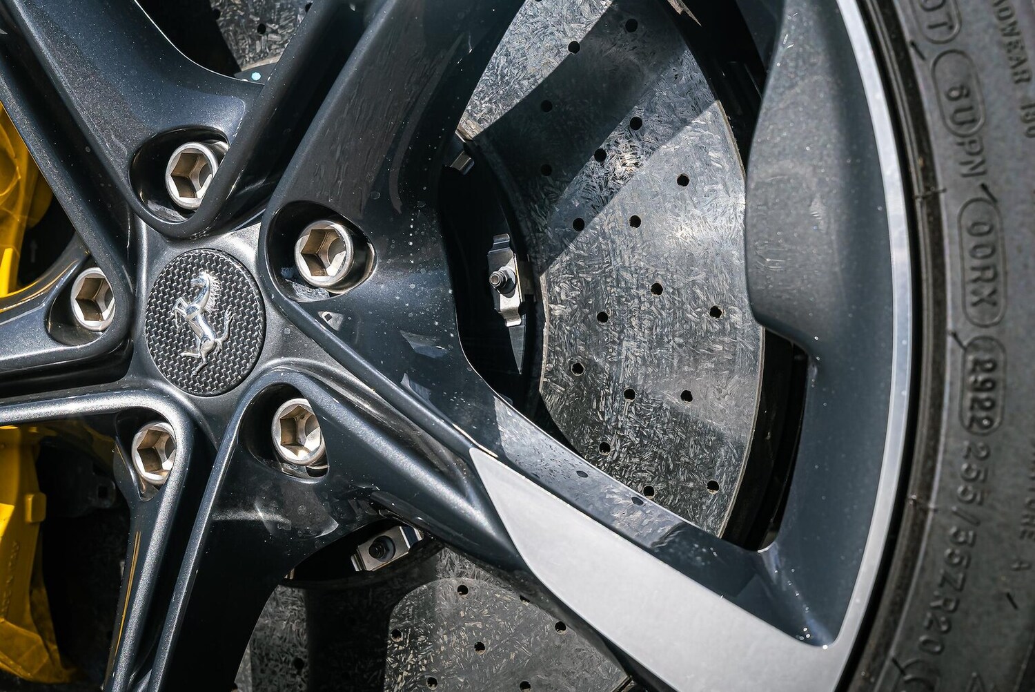 Used Ferrari SF90 Spider 2023 for sale - 77931690: Photo 14